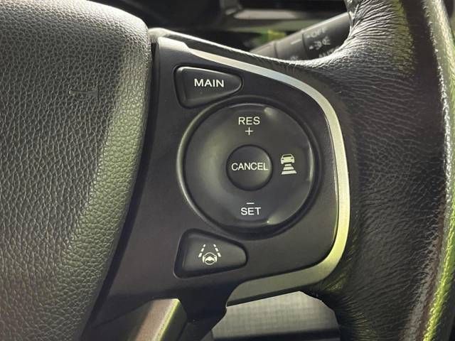Honda e 2015-05 180980-7