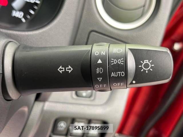 Mitsubishi EK SPACE 2015-09 300677-3