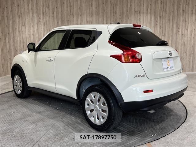 Nissan JUKE 2011-02 320462-19