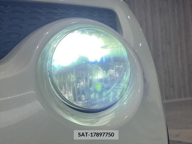 Nissan JUKE 2011-02 320462-12