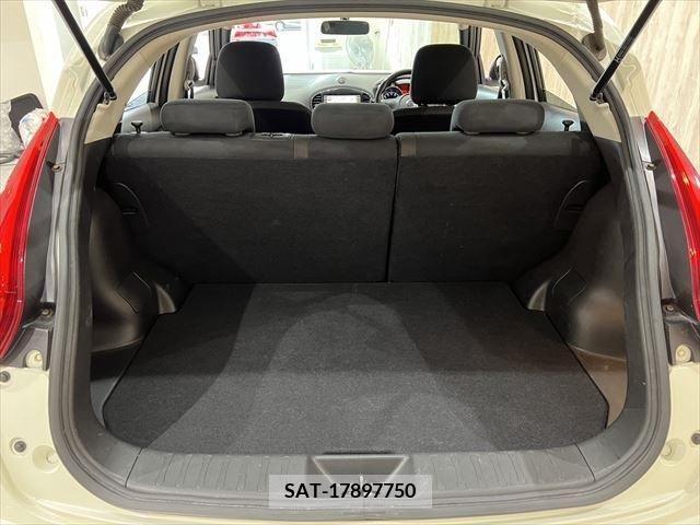Nissan JUKE 2011-02 320462-10