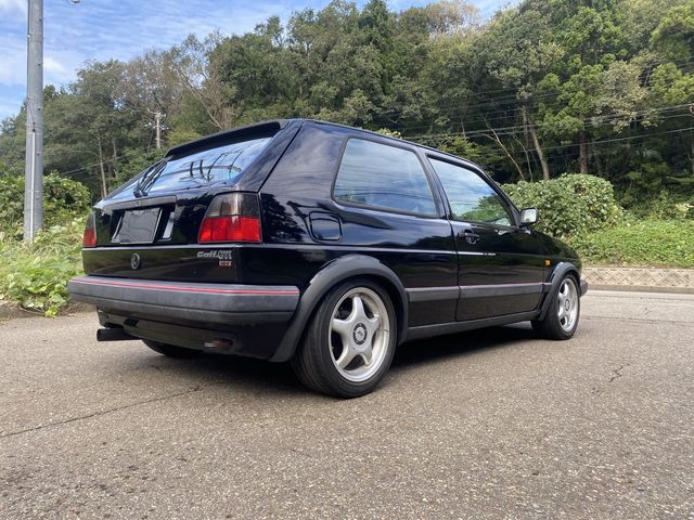 VolksWagen GOLF 1987-12 24356-8
