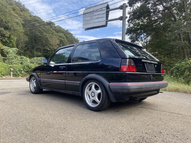 VolksWagen GOLF 1987-12 24356-11
