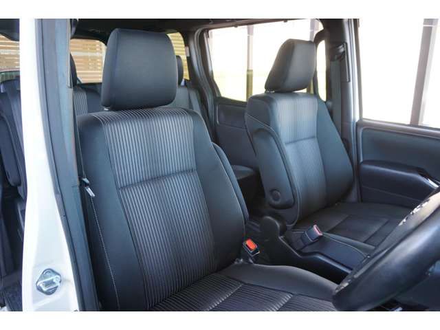 Toyota VOXY 2018-09 4464-7
