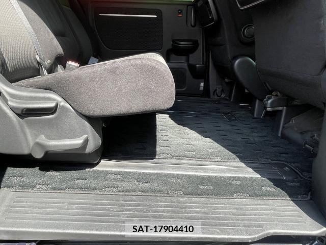 Honda e 2015-10 343186-15