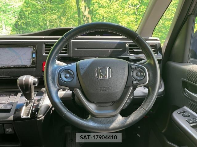 Honda e 2015-10 343186-23