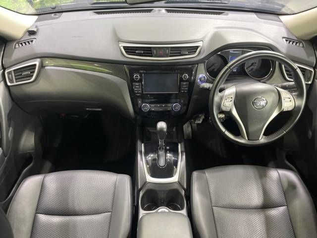 Nissan X-TRAIL 2014-08 17427-1