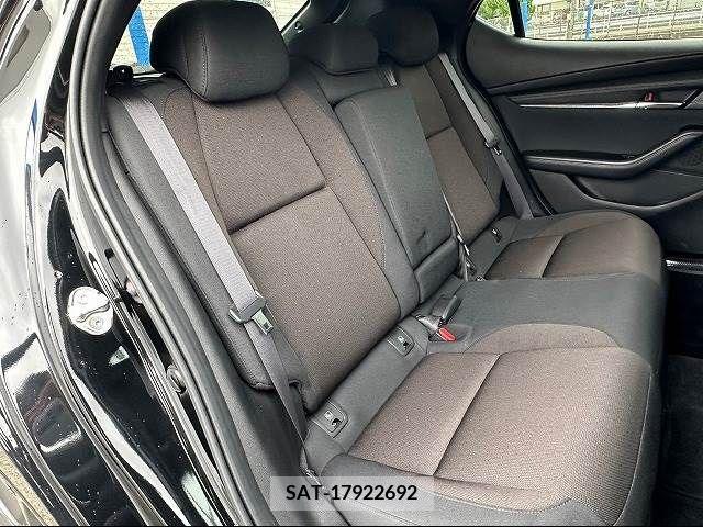 Mazda MAZDA3 2019-11 220613-5