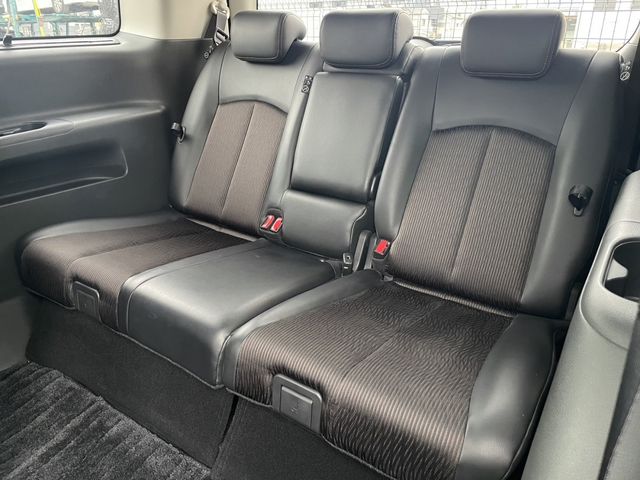 Nissan ELGRAND 2015-06 194317-19