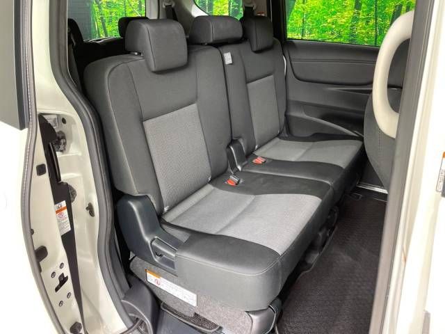 Toyota SIENTA 2021-02 182288-9