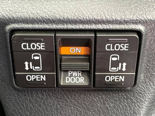 Toyota SIENTA 2021-02 182288-3