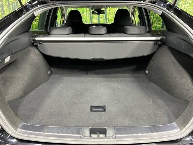 Toyota PRIUS 2016-02 191331-11