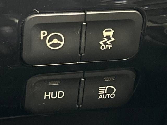 Toyota PRIUS 2016-02 191331-4
