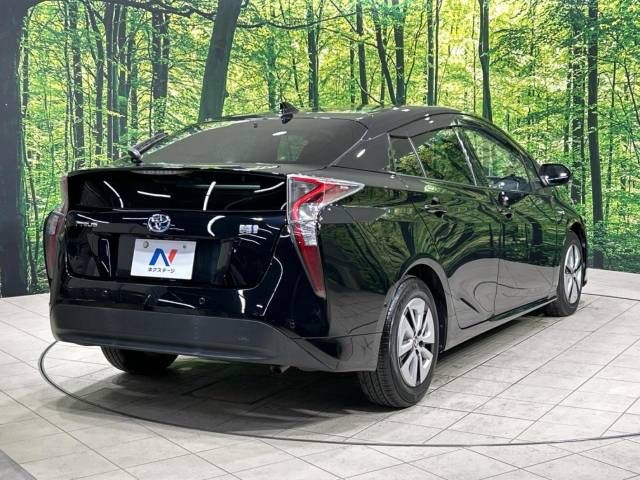 Toyota PRIUS 2016-02 191331-18