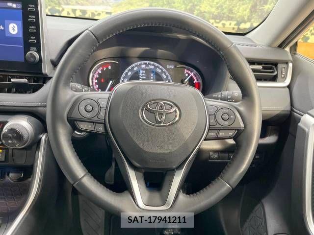 Toyota RAV4 2021-03 216117-13