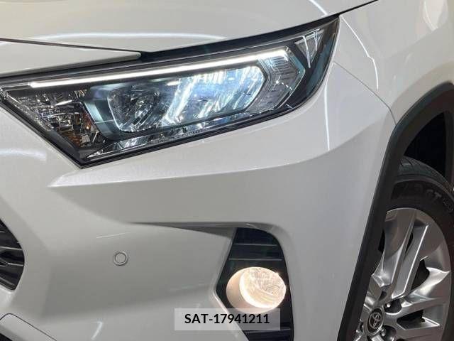 Toyota RAV4 2021-03 216117-11