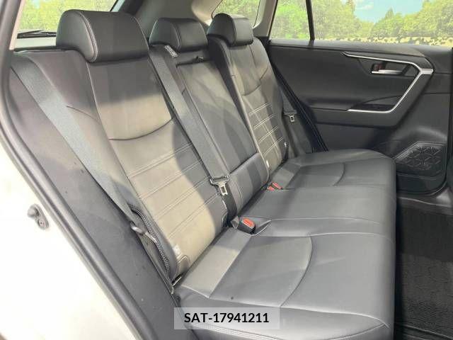 Toyota RAV4 2021-03 216117-9