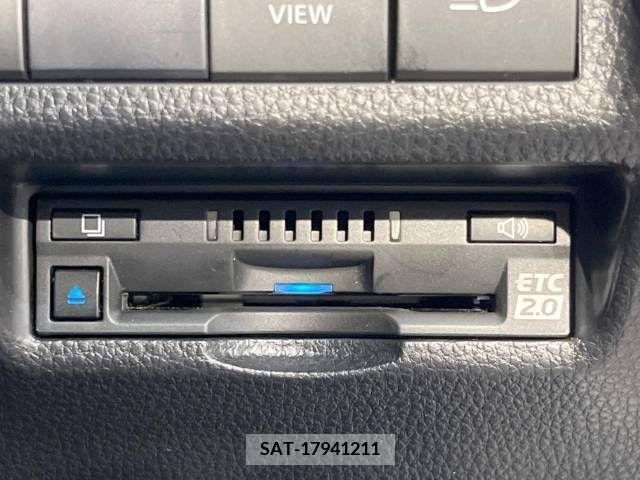 Toyota RAV4 2021-03 216117-7