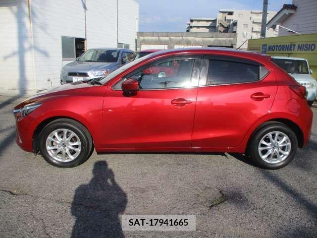Mazda DEMIO 2014-10 359434-7