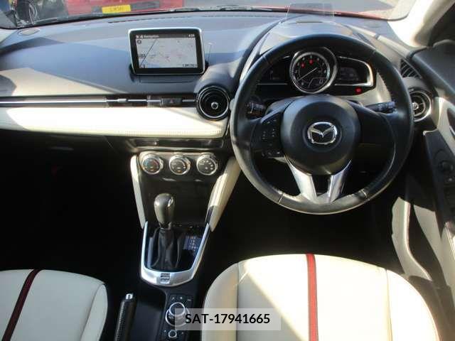 Mazda DEMIO 2014-10 359434-14