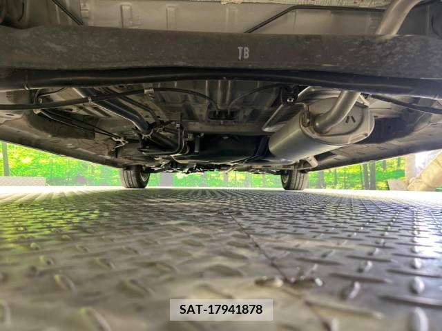 Honda N BOX CUSTOM 2019-06 278980-15
