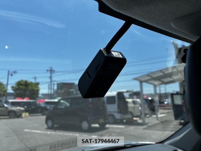 Toyota PASSO 2017-02 281240-10