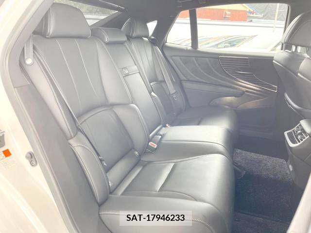 Lexus LS 2018-02 354054-10