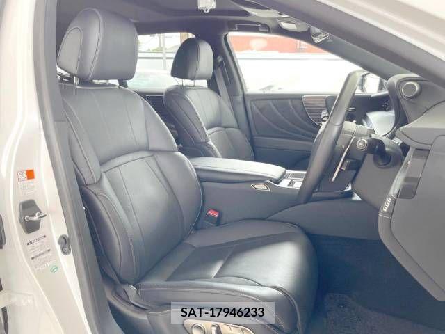 Lexus LS 2018-02 354054-9
