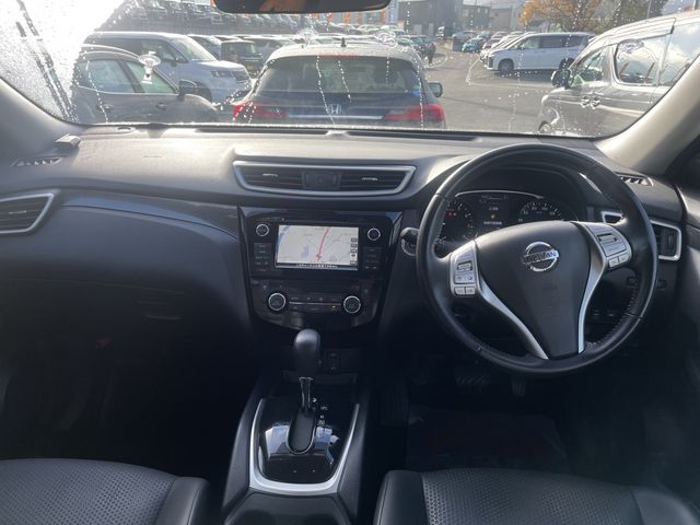 Nissan X-TRAIL 2015-03 188925-3