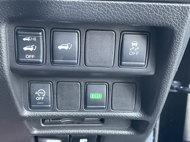 Nissan X-TRAIL 2015-03 188925-17