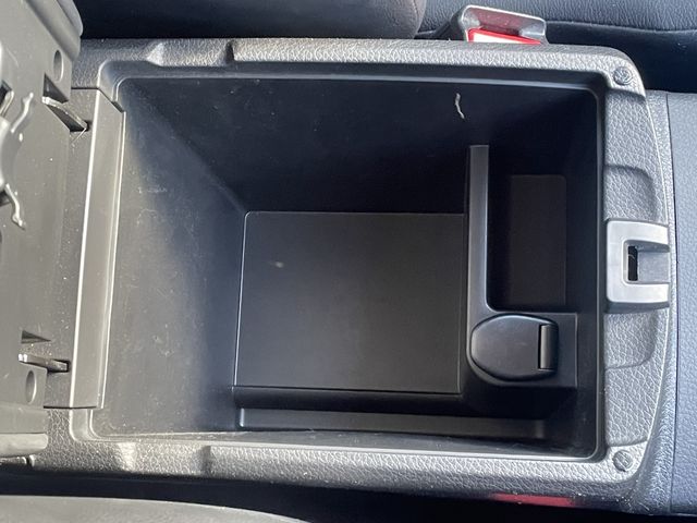 Nissan X-TRAIL 2015-03 188925-16