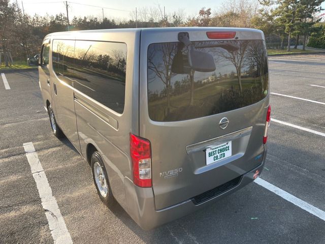 Nissan NV350 Caravan 2014-06 190525-17