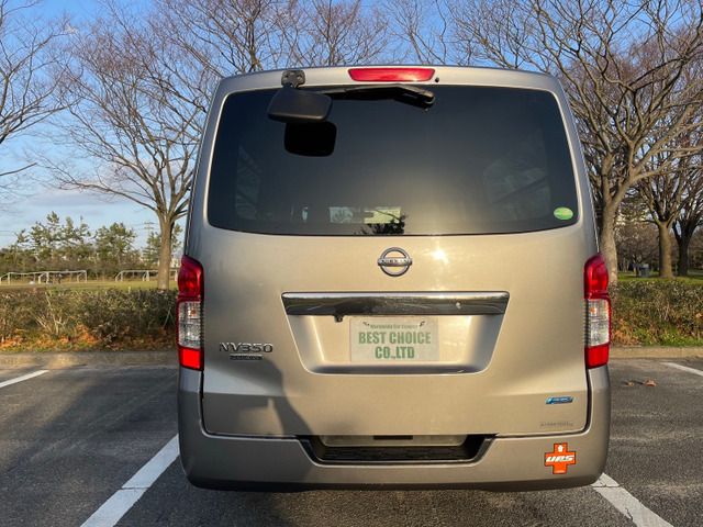 Nissan NV350 Caravan 2014-06 190525-5