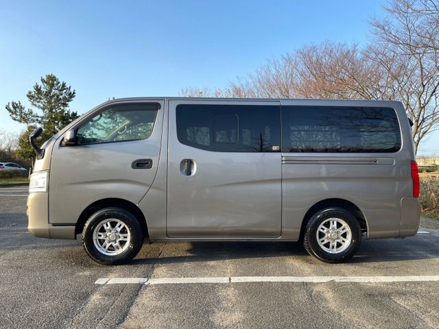 Nissan NV350 Caravan 2014-06 190525-13