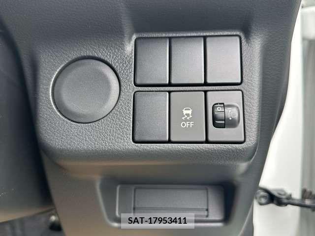 Suzuki ALTO 2017-02 355763-12