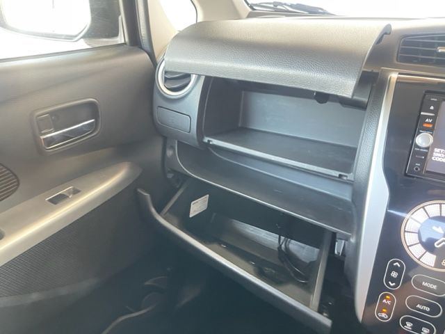 Nissan DAYZ 2015-08 4272-17
