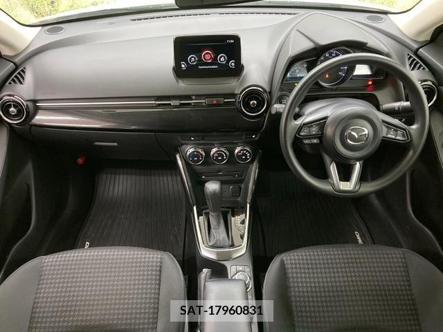 Mazda DEMIO 2019-03 225790-1