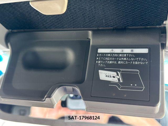 Toyota CELSIOR 2005-03 316779-19