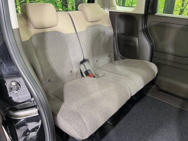 Honda N BOX 2023-03 195846-9