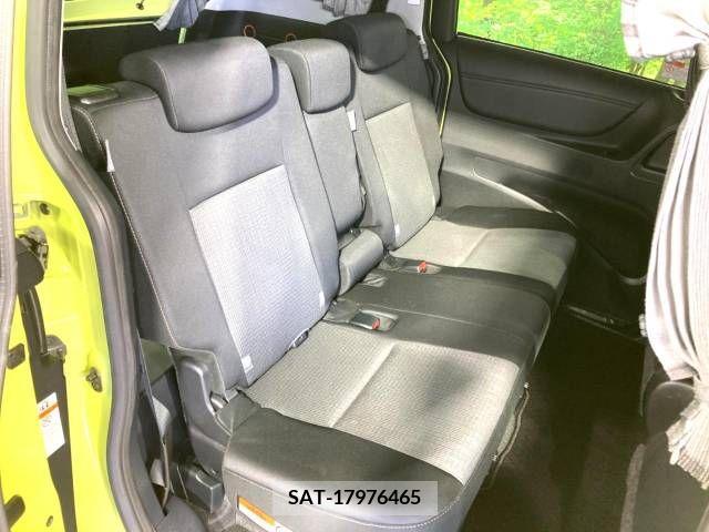 Toyota SIENTA 2022-02 337837-9