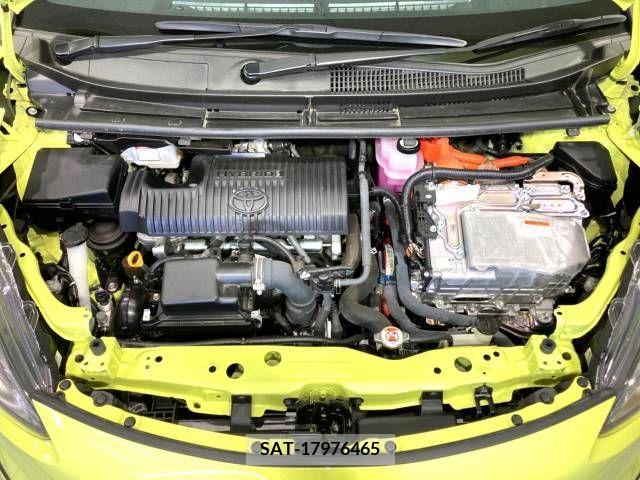 Toyota SIENTA 2022-02 337837-18