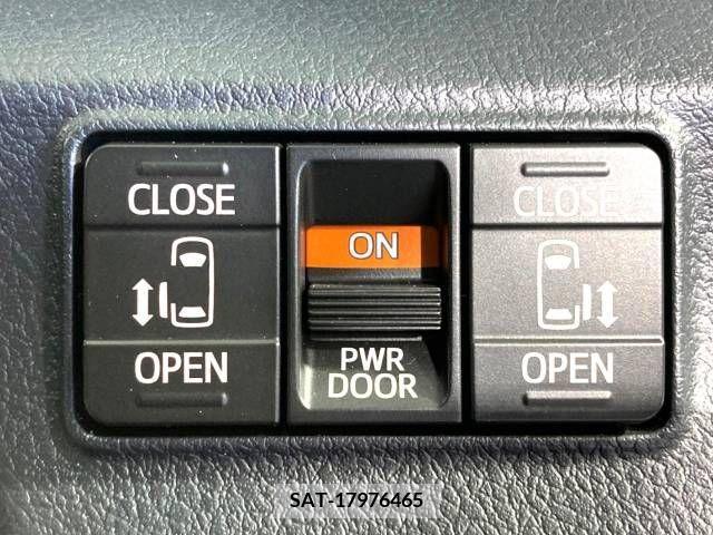Toyota SIENTA 2022-02 337837-4