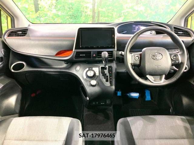 Toyota SIENTA 2022-02 337837-1