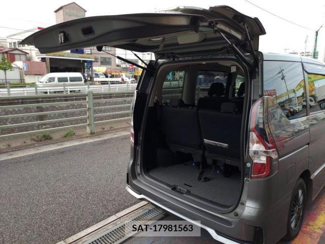 Nissan SERENA 2019-09 352595-25