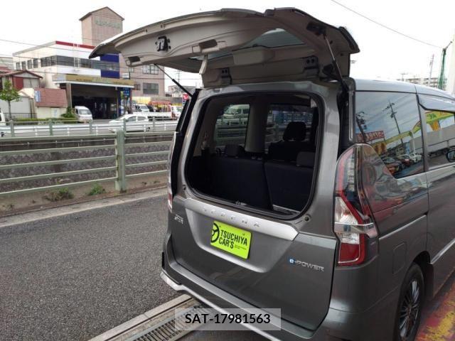 Nissan SERENA 2019-09 352595-24