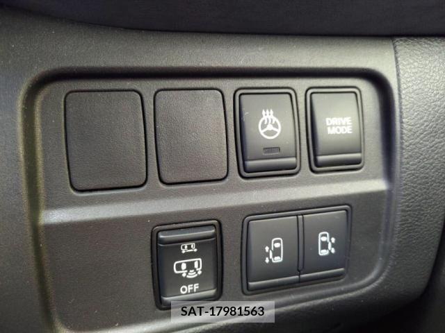 Nissan SERENA 2019-09 352595-13