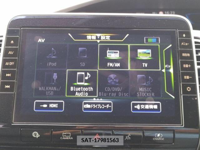 Nissan SERENA 2019-09 352595-17