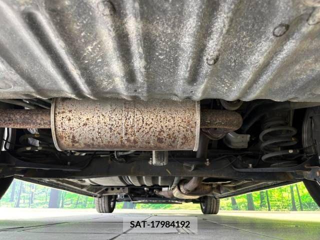 Nissan SERENA 2012-05 393884-19