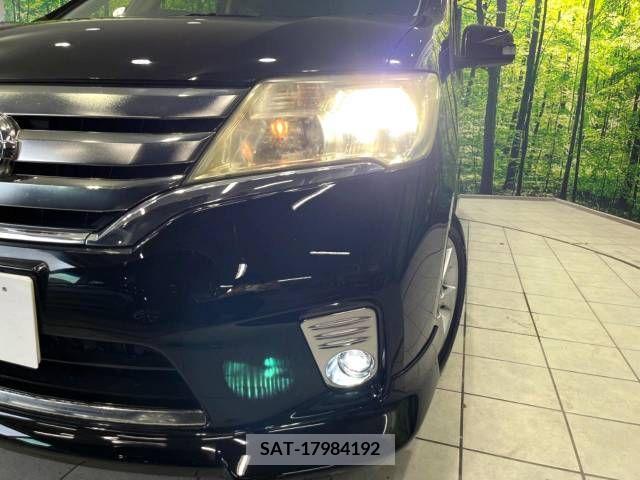 Nissan SERENA 2012-05 393884-13