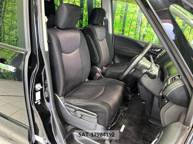 Nissan SERENA 2012-05 393884-8